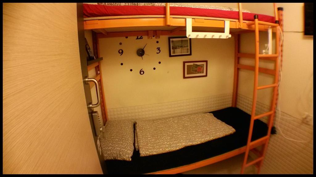 マイクロ ホテル 香港 部屋 写真